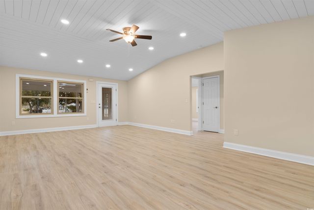 409 14th Ave. S, North Myrtle Beach, SC 29582