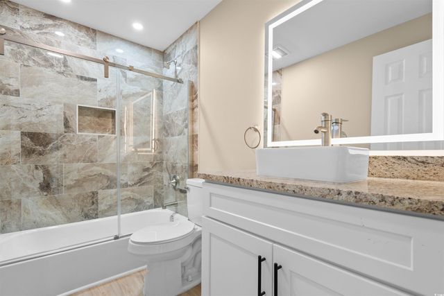 409 14th Ave. S, North Myrtle Beach, SC 29582