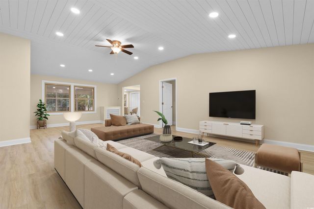 409 14th Ave. S, North Myrtle Beach, SC 29582