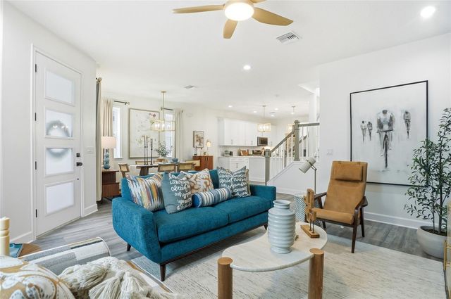 1012 FARMSTEAD STREET, Eustis, FL 32736