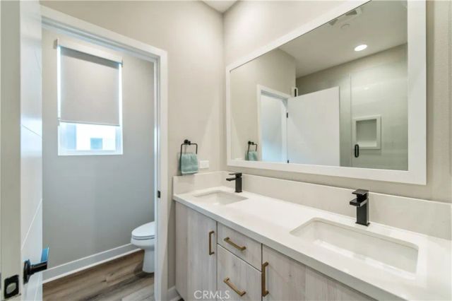 824 s harbor blvd, Santa Ana, CA 92704