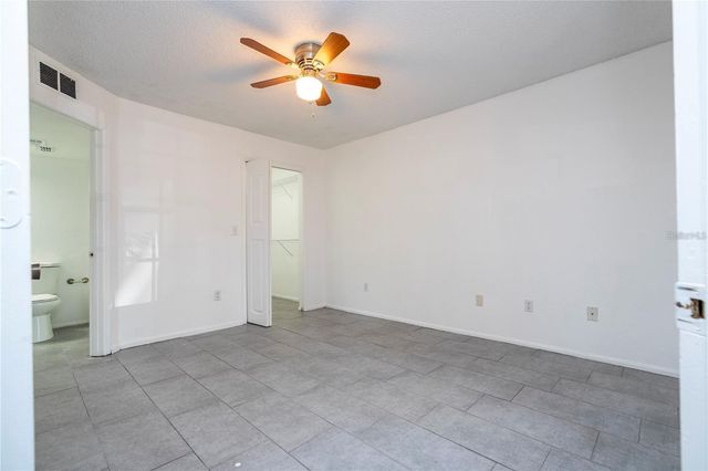 5136 PARK CENTRAL DRIVE 212, Orlando, FL 32839