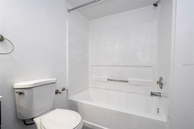 5136 PARK CENTRAL DRIVE 212, Orlando, FL 32839