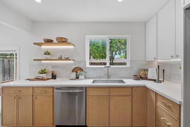 1159 Lancelot Lane, San Jose, CA 95127