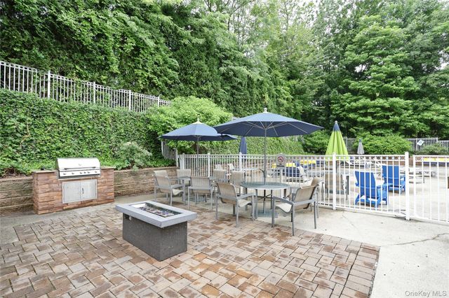27 Underhill Drive, Pomona, NY 10970