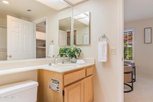 368 Pellburne Court, Simi Valley, CA 93065