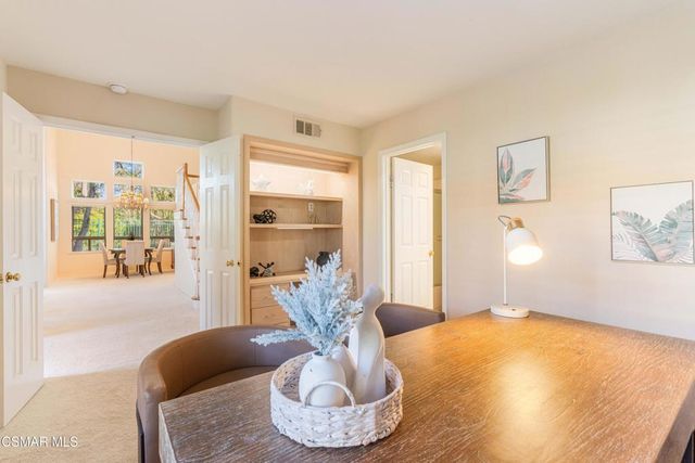 368 Pellburne Court, Simi Valley, CA 93065