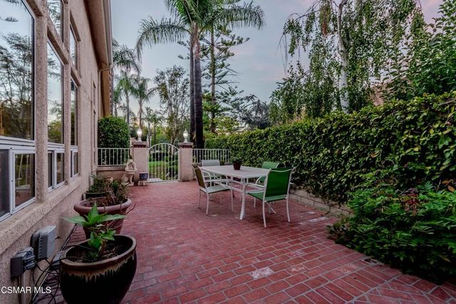 368 Pellburne Court, Simi Valley, CA 93065