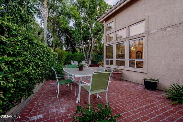 368 Pellburne Court, Simi Valley, CA 93065