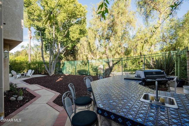 368 Pellburne Court, Simi Valley, CA 93065