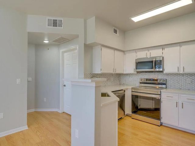 2320 Gracy Farms LN 932, Austin, TX 78758