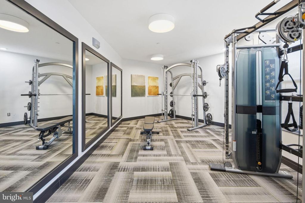 Image 14 of property listing at 10755 FAIRGROUNDS DR #102, Fairfax, VA 22030