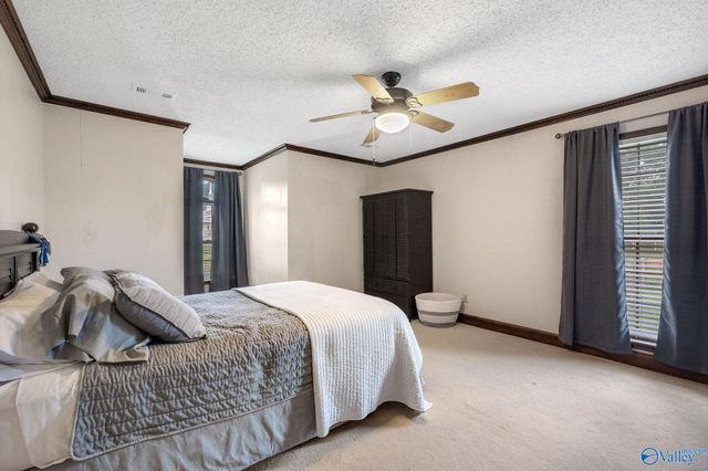 4106 S Chapel Hill Road SW, Decatur, AL 35603
