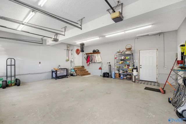 4106 S Chapel Hill Road SW, Decatur, AL 35603