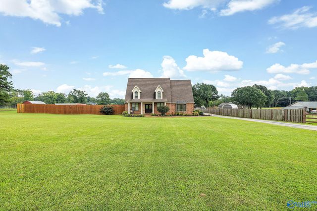 4106 S Chapel Hill Road SW, Decatur, AL 35603