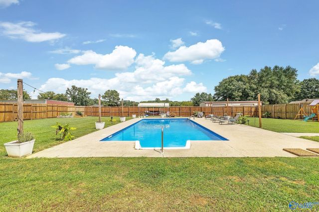 4106 S Chapel Hill Road SW, Decatur, AL 35603