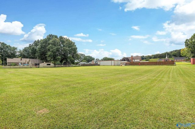 4106 S Chapel Hill Road SW, Decatur, AL 35603