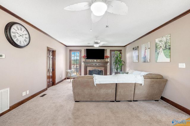 4106 S Chapel Hill Road SW, Decatur, AL 35603