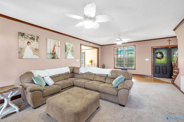 4106 S Chapel Hill Road SW, Decatur, AL 35603