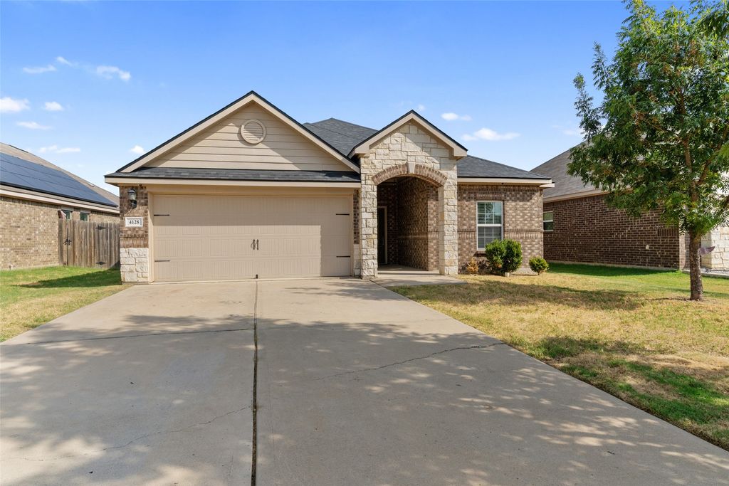 4128 Tower Bridge Lane, Crowley, TX 76036 — photo 2