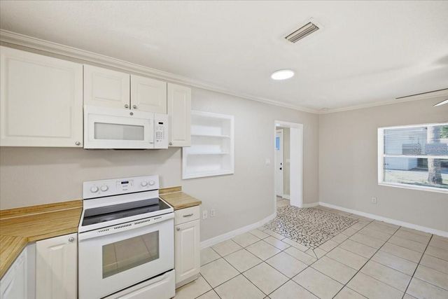 3308 3RD AVENUE W, Bradenton, FL 34205