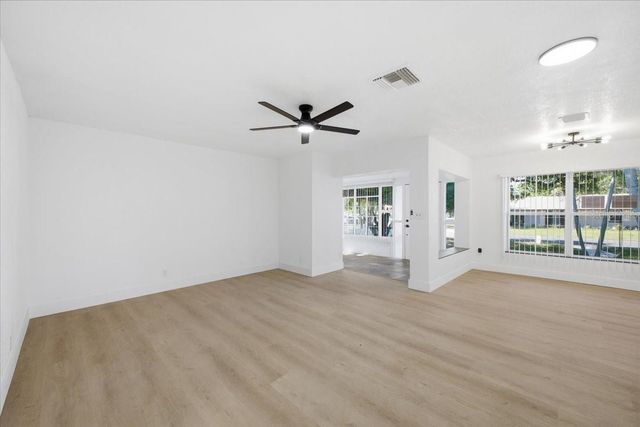 3308 3RD AVENUE W, Bradenton, FL 34205
