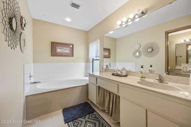 1311 Island Green Drive NE B2-12, Palm Bay, FL 32905