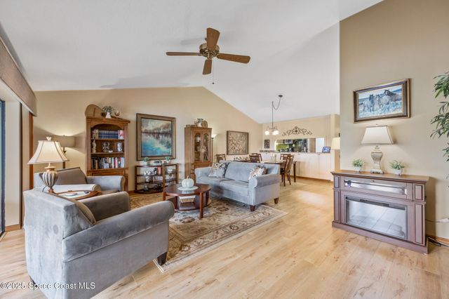 1311 Island Green Drive NE B2-12, Palm Bay, FL 32905