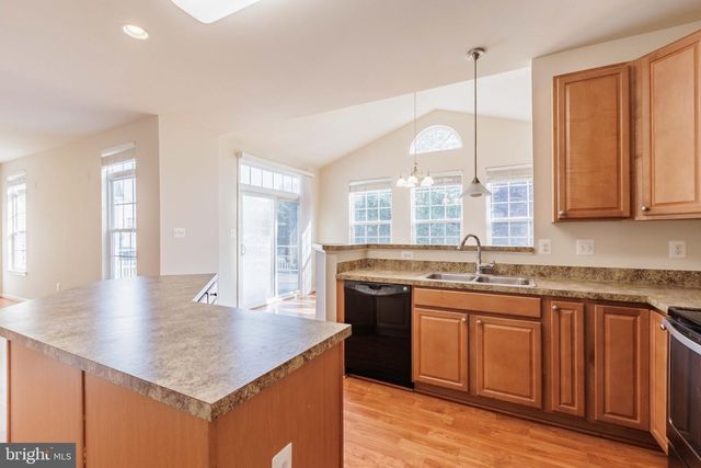 122 SUNLIGHT CT, Frederick, MD 21702
