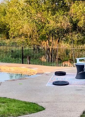 1535 Bent Creek Drive, Cleburne, TX 76033