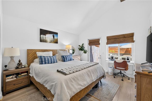 330 Ultimo Avenue, Long Beach, CA 90814