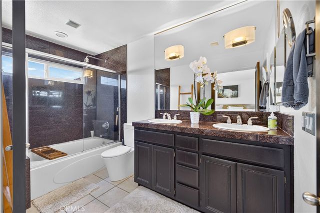 330 Ultimo Avenue, Long Beach, CA 90814