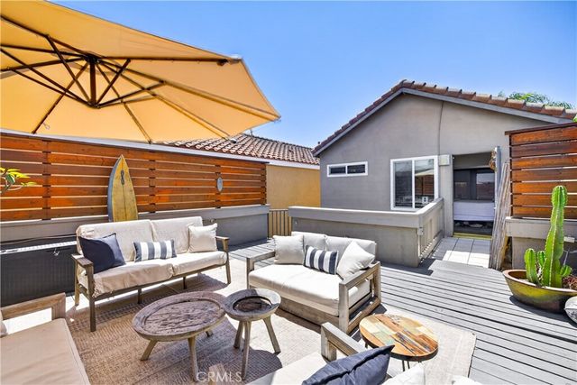330 Ultimo Avenue, Long Beach, CA 90814