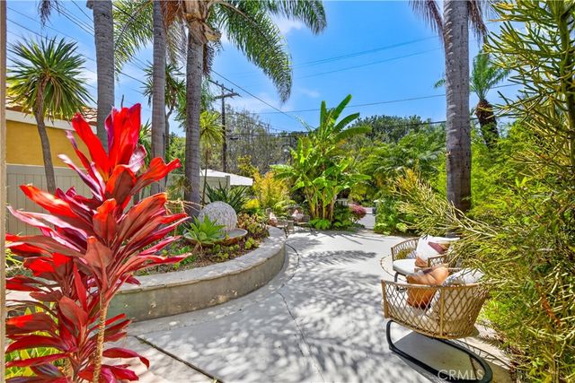 330 Ultimo Avenue, Long Beach, CA 90814