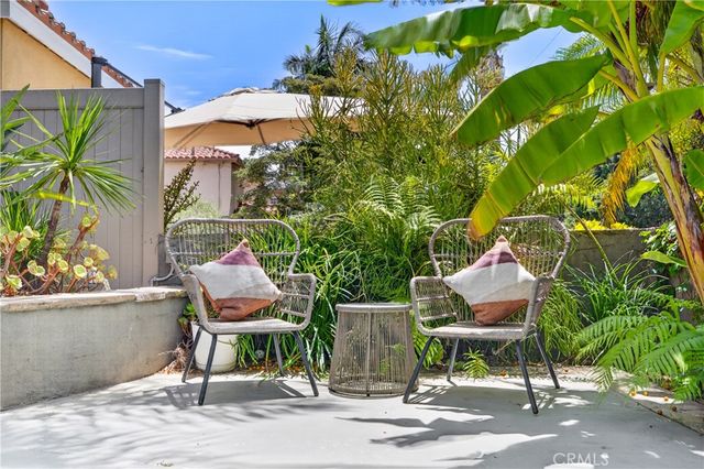 330 Ultimo Avenue, Long Beach, CA 90814