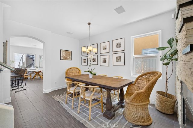 330 Ultimo Avenue, Long Beach, CA 90814