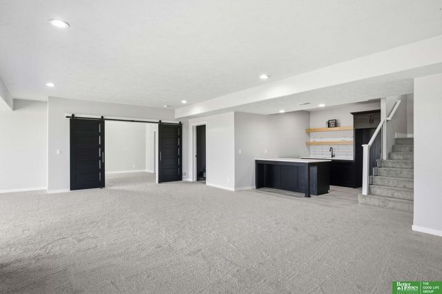 5709 N 195th Street, Elkhorn, NE 68022