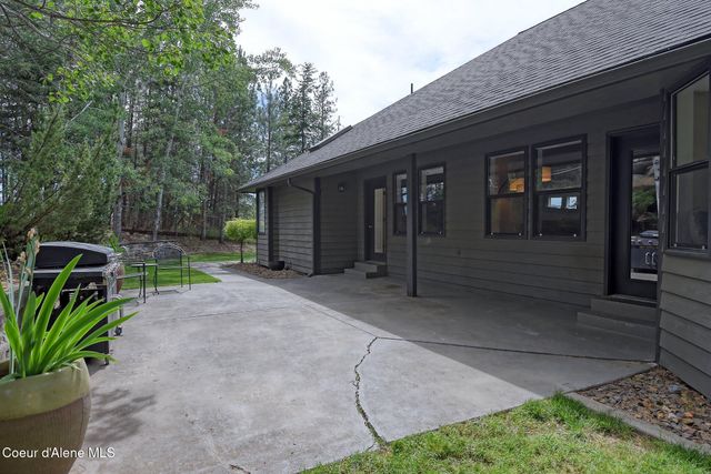 2016 E Packsaddle Dr, Coeur D'alene, ID 83815