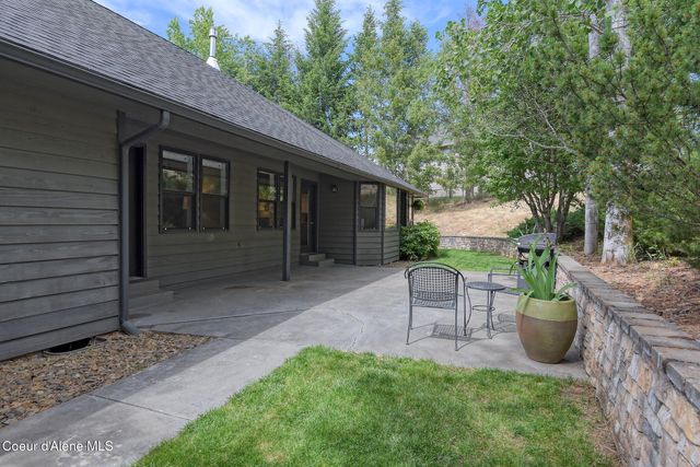 2016 E Packsaddle Dr, Coeur D'alene, ID 83815