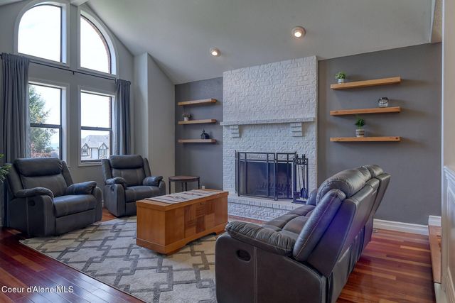 2016 E Packsaddle Dr, Coeur D'alene, ID 83815