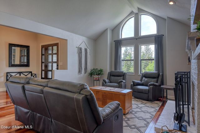 2016 E Packsaddle Dr, Coeur D'alene, ID 83815