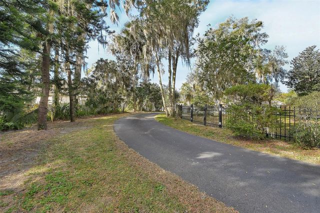 624 N ORANGE AVENUE, Deland, FL 32720