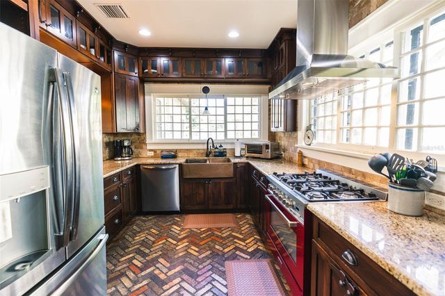 624 N ORANGE AVENUE, Deland, FL 32720