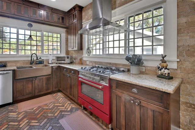 624 N ORANGE AVENUE, Deland, FL 32720