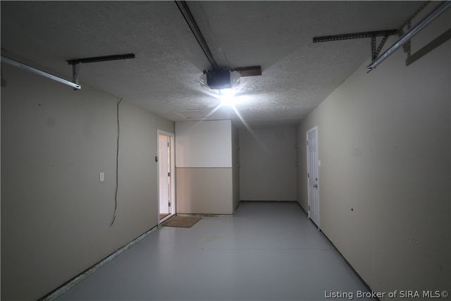 9165 High Street, Georgetown, IN 47122