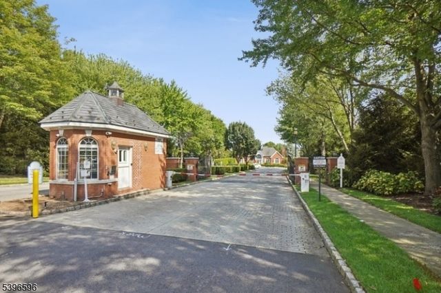 335 Wilshire Dr, Nutley Twp., NJ 07110