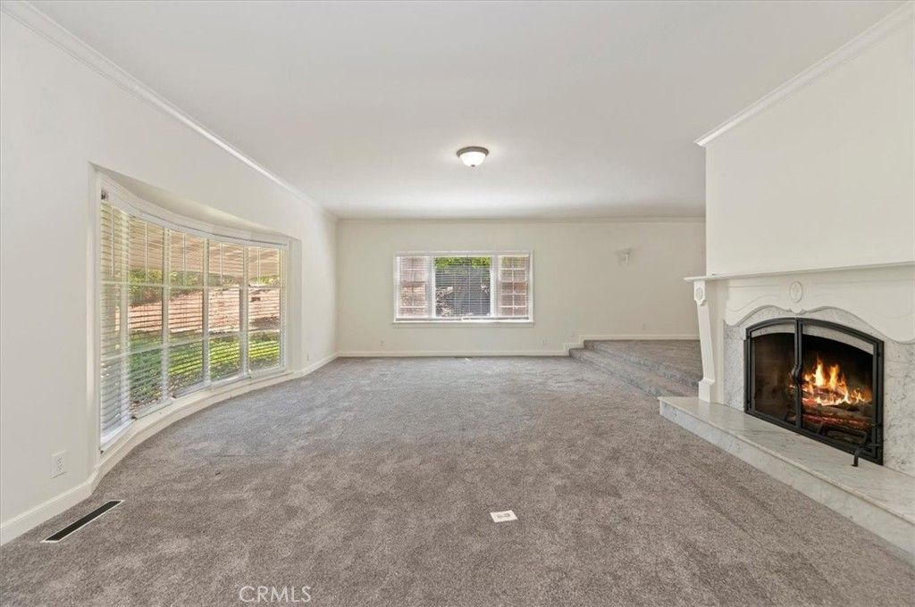 Image 11 of property listing at 2154 Gainsborough, Riverside, CA 92506