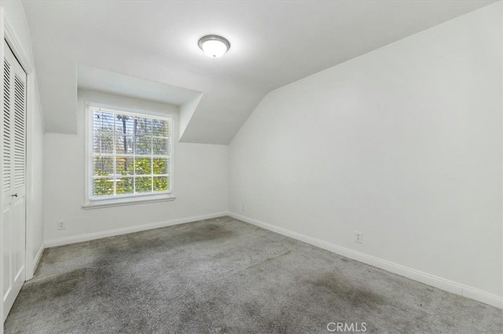 Image 28 of property listing at 2154 Gainsborough, Riverside, CA 92506