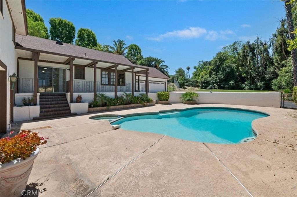 Image 59 of property listing at 2154 Gainsborough, Riverside, CA 92506