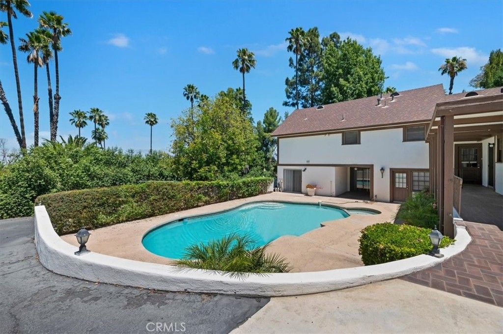 Image 61 of property listing at 2154 Gainsborough, Riverside, CA 92506